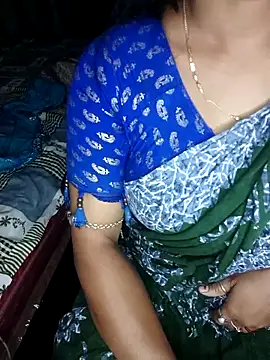 Snapshot of MAHI066 chatting on March 14, 2026, 8:04 pm MAHI066 online show from March 14, 2026, 8:04 pm