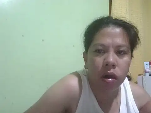 annawet online show from June 17, 2026, 7:02 pm