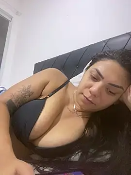 Nini  online show from March 7, 2026, 2:55 pm