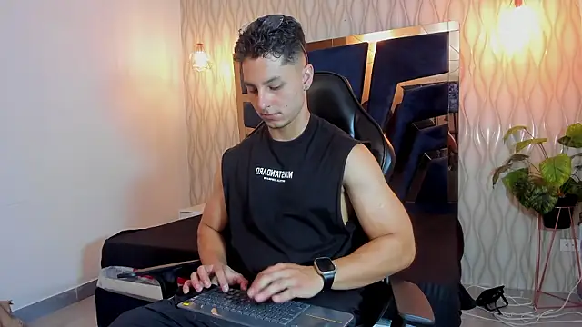 Noah Clarkk online show from March 28, 2026, 5:25 pm