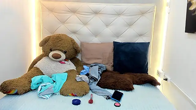 danna rivera0 online show from January 16, 2026, 7:18 pm