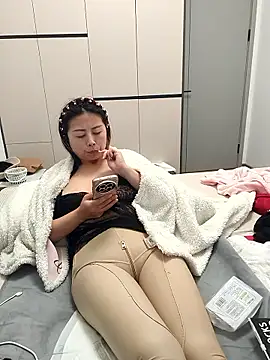 zzdd999 online show from April 11, 2026, 9:29 pm