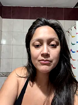 pilarlucky online show from December 19, 2025, 2:15 am