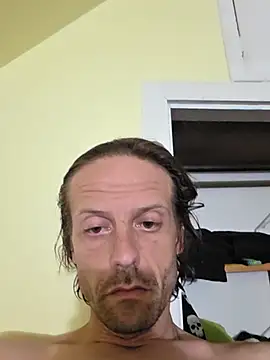 Snapshot of Danny543267 chatting on July 16, 2026, 3:25 am Danny543267 online show from July 16, 2026, 3:25 am