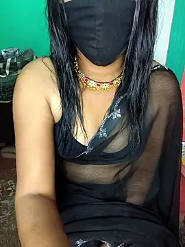 QWEEN7B online show from February 18, 2026, 6:44 am