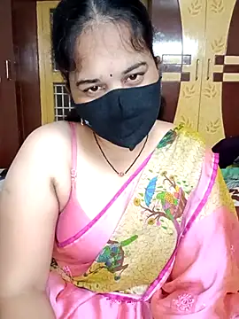 Snapshot of maduri__ chatting on March 24, 2026, 12:32 am maduri online show from March 24, 2026, 12:32 am