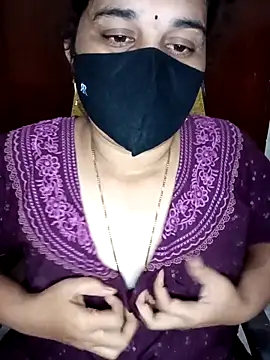 Snapshot of maduri__ chatting on February 20, 2026, 5:48 pm maduri online show from February 20, 2026, 5:48 pm