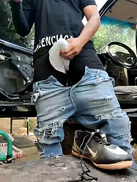 PIGHIGHDIRTY p0 online show from February 16, 2026, 6:17 pm