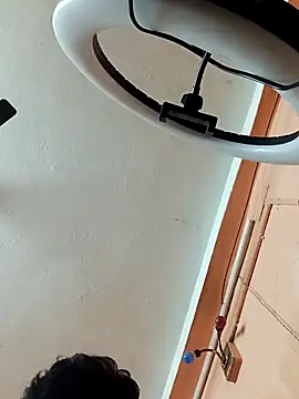 Snapshot of Babyx00 chatting on December 19, 2025, 11:12 am Babyx00 online show from December 19, 2025, 11:12 am