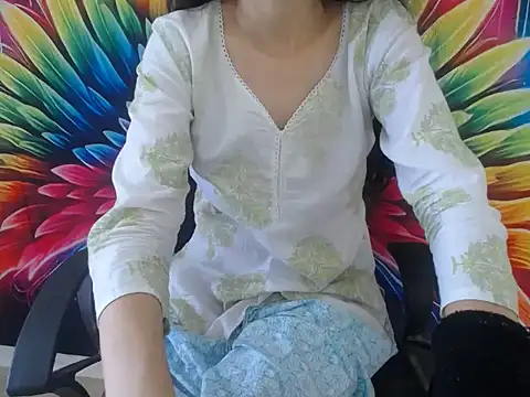 Snapshot of Farhana_beautyfull chatting on June 4, 2026, 5:12 am Farhana beautyfull online show from June 4, 2026, 5:12 am