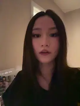 luvvivii online show from February 28, 2026, 1:38 am