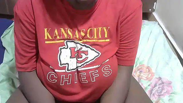 Snapshot of HoneyExtasyXo_ chatting on January 18, 2026, 1:47 pm HoneyExtasyXo online show from January 18, 2026, 1:47 pm