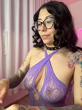 tattoo highmami2 online show from January 15, 2026, 5:33 am