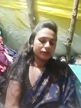 Cuty priti online show from March 15, 2026, 6:04 pm