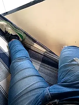 Snapshot of mel-0987 chatting on April 4, 2026, 9:32 pm mel-0987 online show from April 4, 2026, 9:32 pm