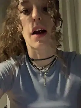 4lien online show from April 10, 2026, 7:21 pm