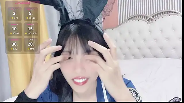 zhnmjx2025 online show from December 22, 2025, 3:45 pm