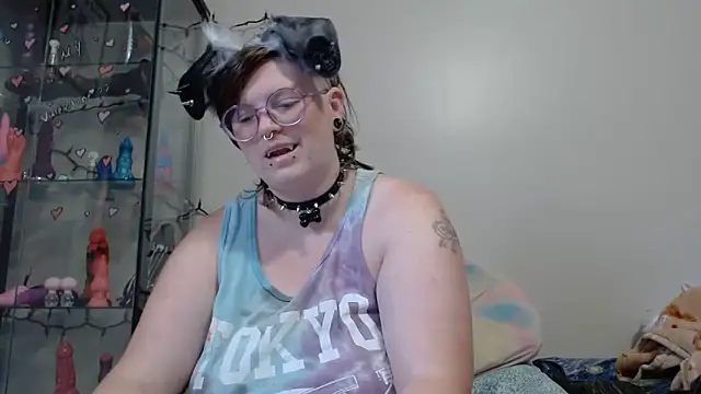 Snapshot of Pupghostt chatting on June 4, 2026, 3:17 pm Pupghostt online show from June 4, 2026, 3:17 pm