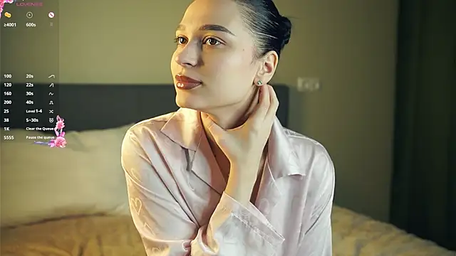 TyraEspina online show from January 17, 2026, 9:18 pm