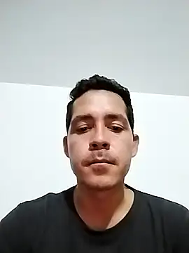 Lukas-thiago online show from December 19, 2025, 11:51 pm