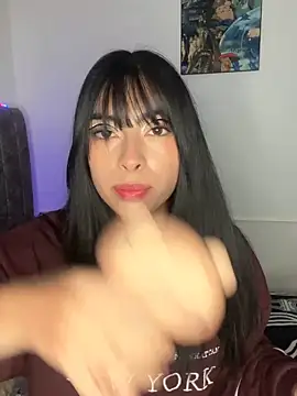 junorise23 online show from March 11, 2026, 4:06 am