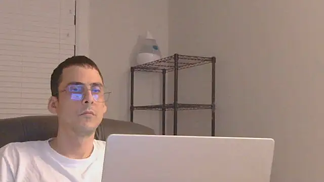 Snapshot of SissyJosh chatting on May 27, 2026, 1:37 am SissyJosh online show from May 27, 2026, 1:37 am
