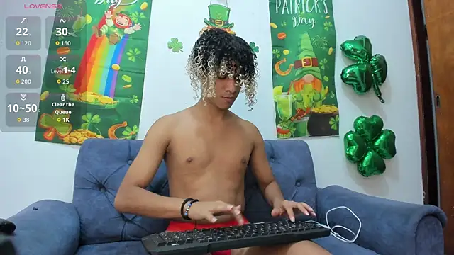 Victor LatinBoy online show from March 20, 2026, 3:07 am