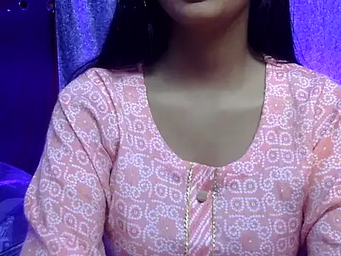 cute Dirty Diva online show from April 8, 2026, 3:30 am