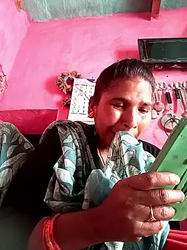 Snapshot of Rakhi_cut chatting on May 18, 2026, 4:29 am Rakhi cut online show from May 18, 2026, 4:29 am
