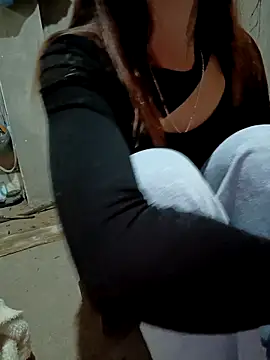 Snapshot of hangnga89 chatting on February 20, 2026, 12:18 am hangnga89 online show from February 20, 2026, 12:18 am