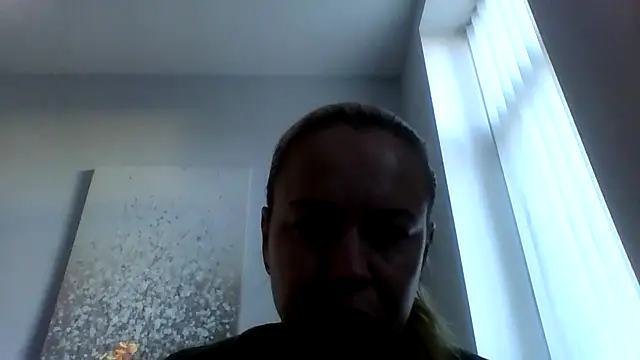 jennyblondeuk online show from March 19, 2026, 3:45 pm