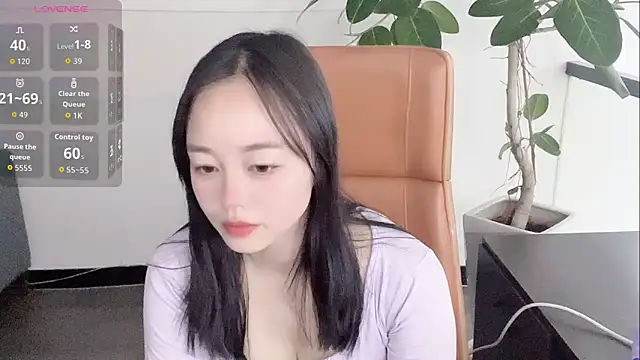 Yuer-77 online show from February 12, 2026, 12:16 pm