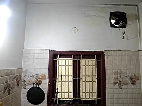 Tamilwifelove online show from December 21, 2025, 2:13 am