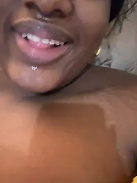 amorasecy online show from March 20, 2026, 10:49 am