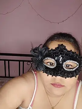 DesiSeductress online show from April 1, 2026, 6:38 pm