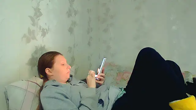 CrystallAngel online show from March 21, 2026, 3:05 pm