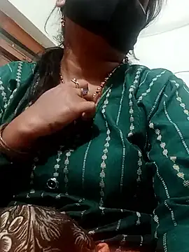 Snapshot of ritu7755 chatting on February 27, 2026, 4:29 pm ritu7755 online show from February 27, 2026, 4:29 pm