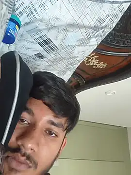 Snapshot of badaa_lund chatting on July 23, 2026, 1:19 pm badaa lund online show from July 23, 2026, 1:19 pm