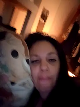 EdgedSleeve online show from February 13, 2026, 6:46 am