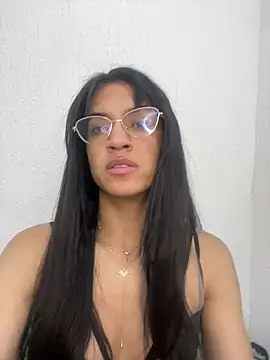 ValentinaEvanz online show from February 14, 2026, 2:39 pm