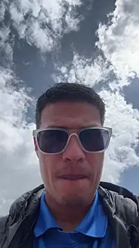 Snapshot of Latin_Paisa_Boy chatting on February 15, 2026, 6:29 pm Latin Paisa Boy online show from February 15, 2026, 6:29 pm