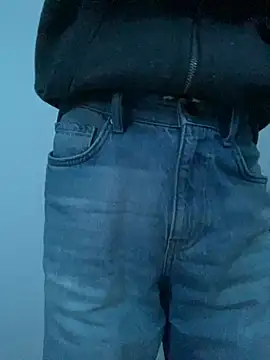 LittleGuy 2007 online show from February 13, 2026, 9:37 pm