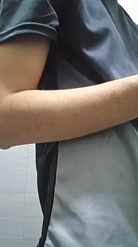 LeonS 20cm online show from February 23, 2026, 10:32 pm