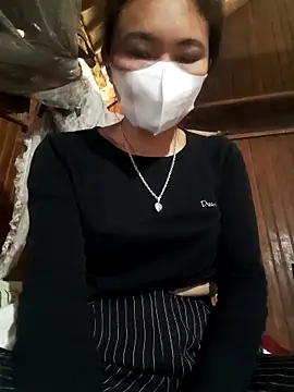 Snapshot of oh-july chatting on January 19, 2026, 1:42 am oh-july online show from January 19, 2026, 1:42 am