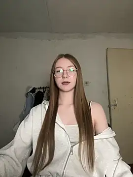 Eseniya  online show from January 6, 2026, 10:19 am