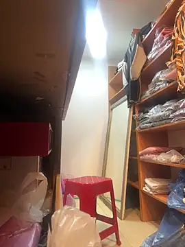 lele202526 online show from April 17, 2026, 7:38 pm