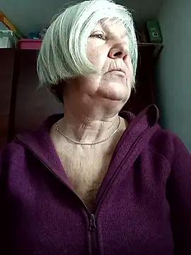 Snapshot of KlaudiaDarling chatting on January 15, 2026, 8:51 am KlaudiaDarling online show from January 15, 2026, 8:51 am