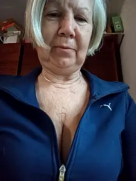 Snapshot of KlaudiaDarling chatting on January 7, 2026, 6:18 am KlaudiaDarling online show from January 7, 2026, 6:18 am