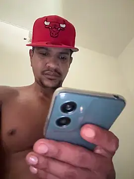 Snapshot of bigdick211292 chatting on June 27, 2026, 2:34 pm bigdick211292 online show from June 27, 2026, 2:34 pm
