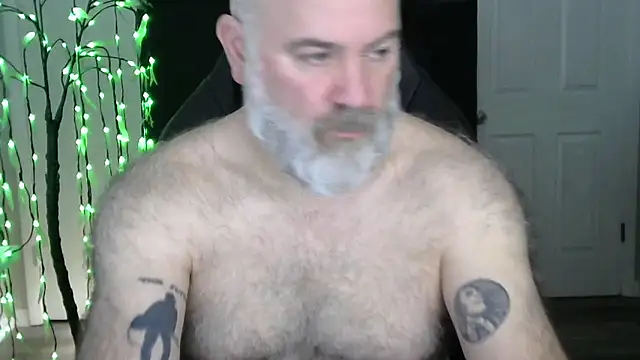 XJJ77x online show from March 4, 2026, 3:42 pm